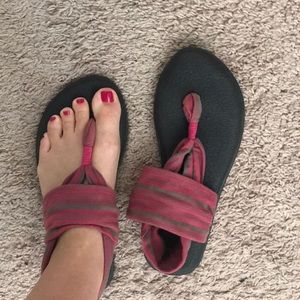 Pink Sanuk Yoga Sling